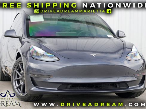 Used 2023 Tesla Model 3 Standard Range image 2