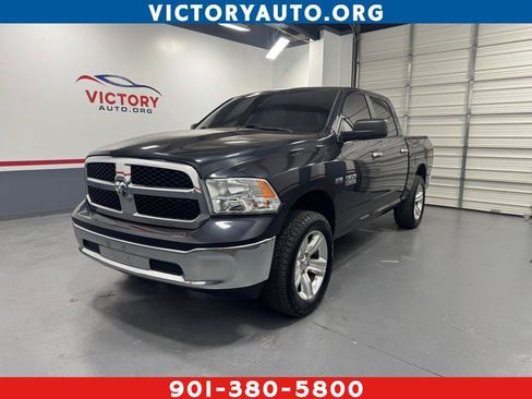 Used 2017 RAM 1500 Classic SLT AWD/4WD image 1