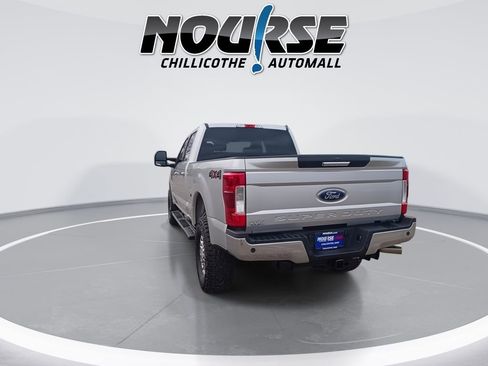 Used 2019 Ford F250 XLT w/ XLT Premium Package image 7