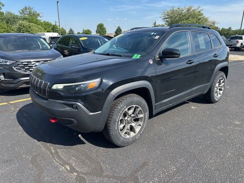Used 2022 Jeep Cherokee Trailhawk AWD/4WD image 3