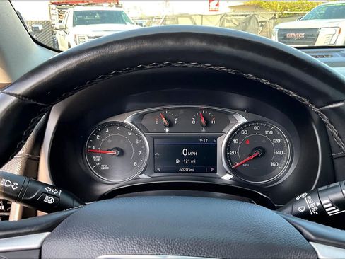 Used 2024 GMC Terrain SLT AWD/4WD image 26