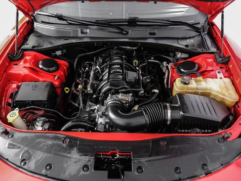 Used 2022 Dodge Charger R/T w/ Performance Handling Group RWD image 51