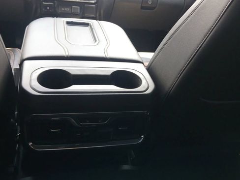 Used 2020 GMC Sierra 1500 AT4 w/ Off Road Performance Package AWD/4WD image 25