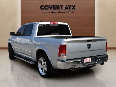 Used 2018 RAM 1500 Laramie w/ Convenience Group AWD/4WD image 3