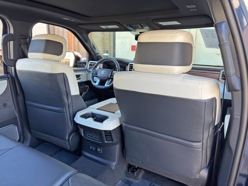 Used 2023 Toyota Tundra Capstone AWD/4WD image 40