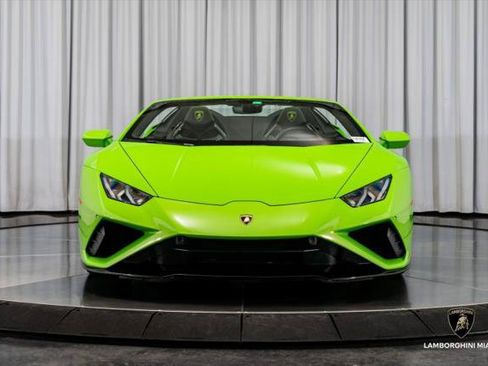 Used 2021 Lamborghini Huracan EVO RWD image 4