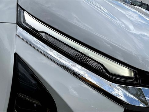 Used 2025 Chevrolet Equinox LT FWD image 23