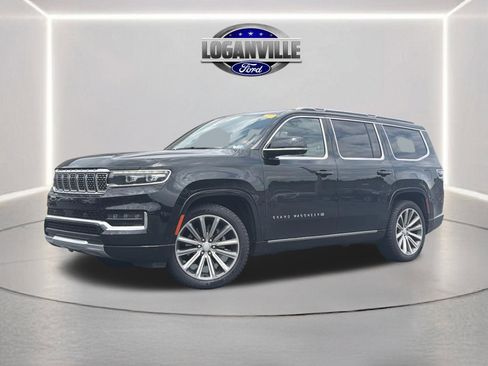 Used 2022 Jeep Grand Wagoneer Series I w/ Flexible Seating Group AWD/4WD image 1