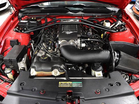 Used 2009 Ford Mustang GT Premium RWD image 36