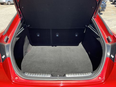 Used 2023 Kia Stinger GT2 image 31