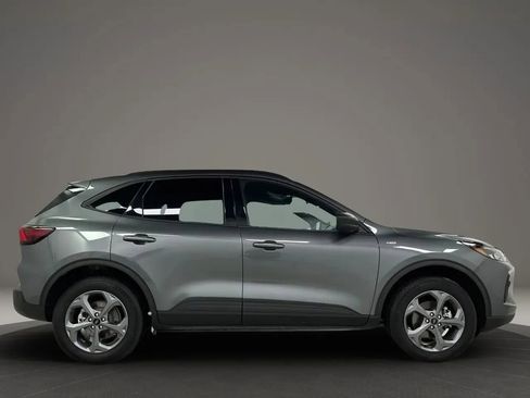 Used 2025 Ford Escape ST-Line AWD/4WD image 6