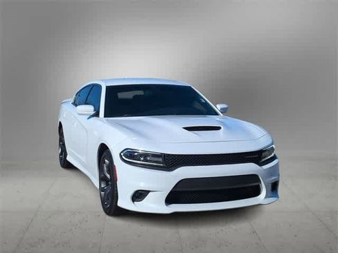 Used 2019 Dodge Charger GT image 2