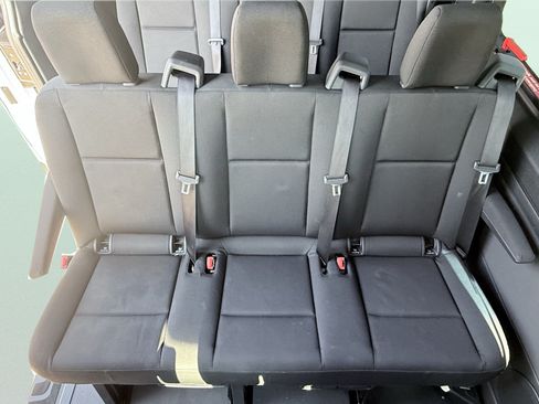 Used 2025 Mercedes-Benz Sprinter 2500 image 32