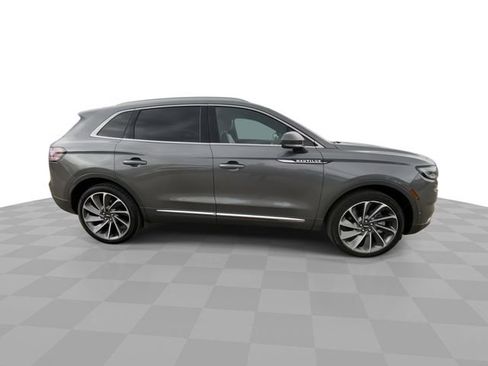 Used 2023 Lincoln Nautilus Reserve w/ Equipment Group 201A AWD/4WD image 3
