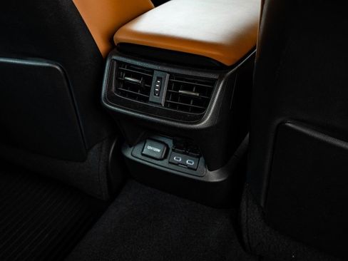 Used 2022 Lexus ES 250 w/ Premium Package image 34