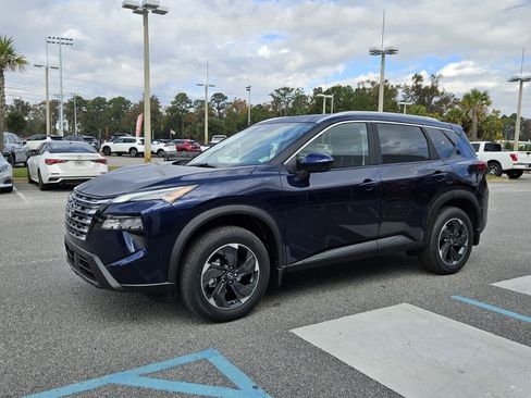 New 2026 Nissan Rogue SV image 2