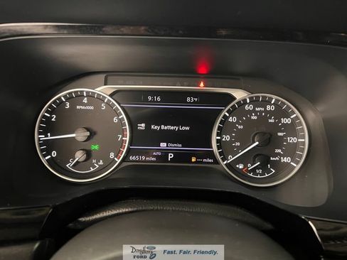 Used 2023 Nissan Pathfinder SL AWD/4WD image 48