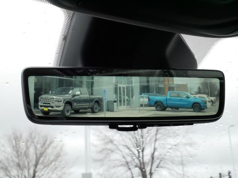 Used 2023 Jeep Grand Cherokee Limited w/ Luxury Tech Group II AWD/4WD image 36