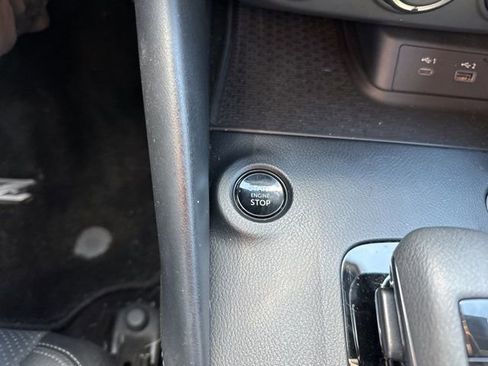 Used 2023 Nissan Z w/ Floor Mat Package (L93) RWD image 36