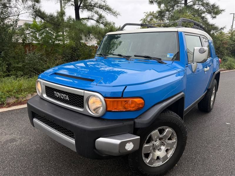 Used 2007 Toyota FJ Cruiser 4WD image 1