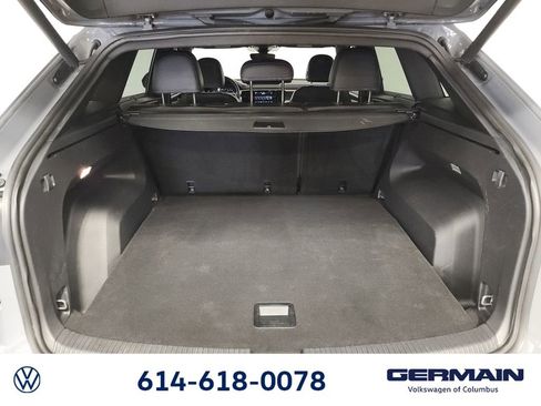 Used 2022 Volkswagen Atlas Cross Sport SEL Premium R-Line image 21