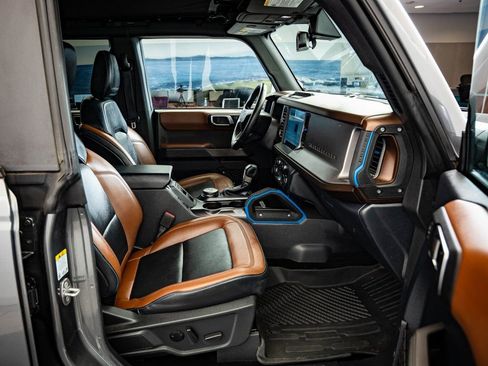 Used 2022 Ford Bronco Outer Banks image 19