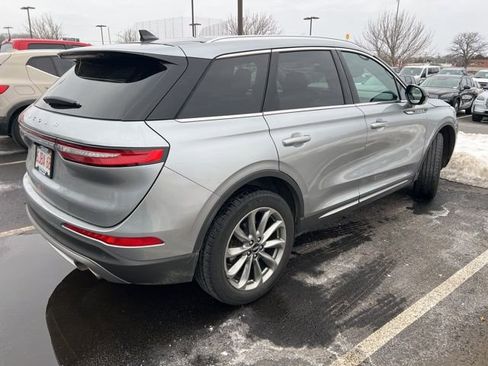 Used 2022 Lincoln Corsair AWD w/ Premium Package image 4