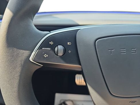 Used 2025 Tesla Model 3 Performance AWD/4WD image 17