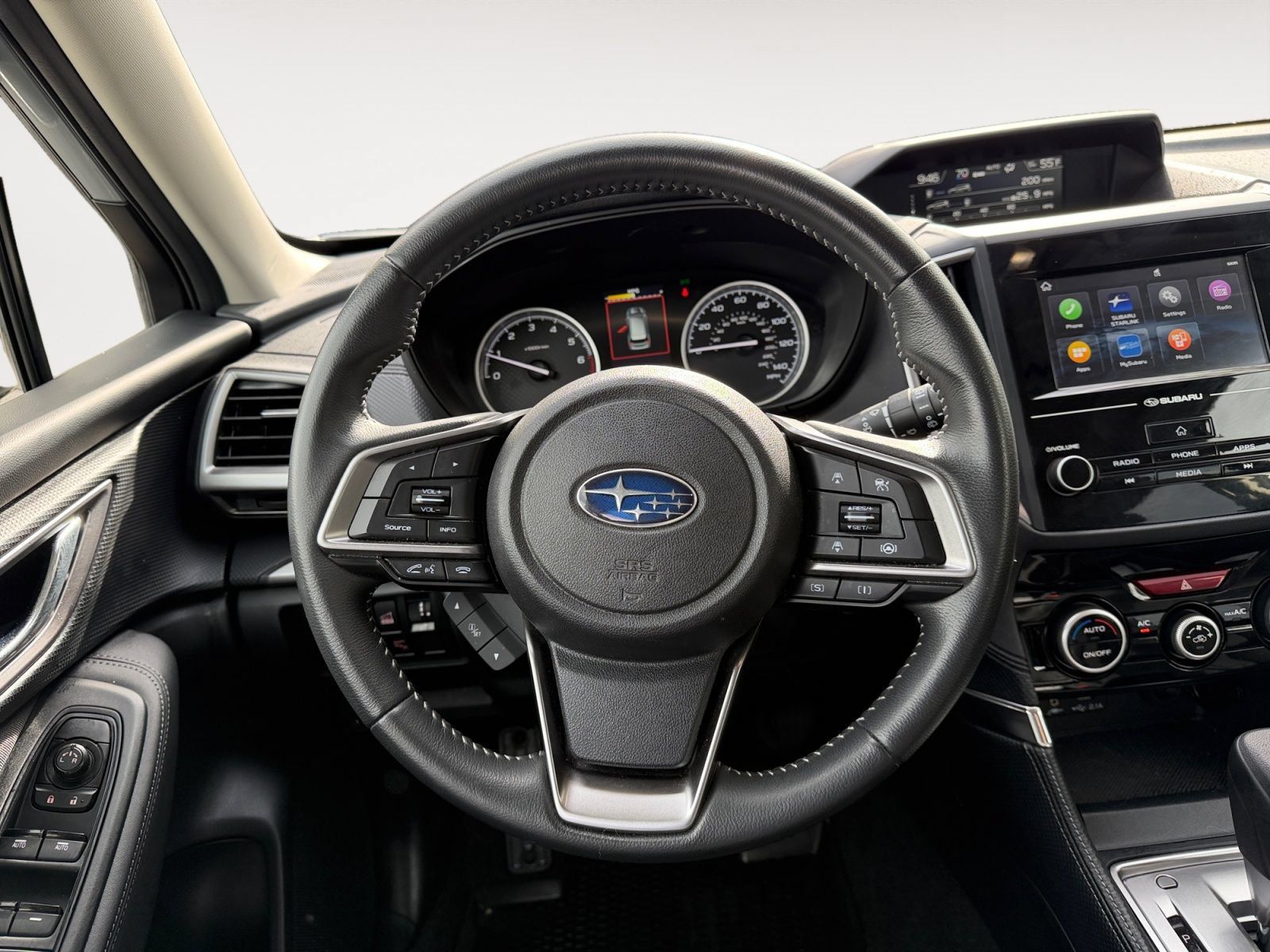 Used 2024 Subaru Forester Premium AWD/4WD image 12
