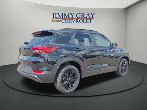 New 2026 Chevrolet TrailBlazer LT w/ Convenience Package FWD image 5