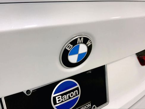 Used 2023 BMW 330i 330i w/ M Sport Package image 29
