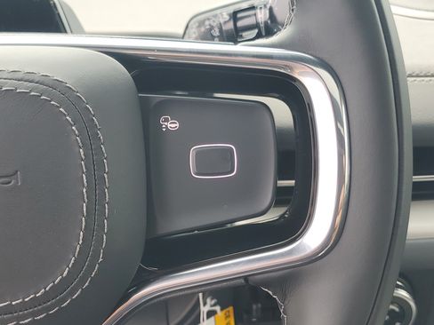 New 2027 Lincoln Navigator Reserve w/ Jet Appearance Package AWD/4WD image 18