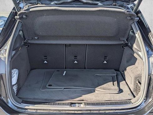 Certified 2025 Mercedes-Benz GLA 250 image 6