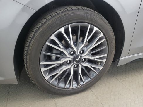 Used 2023 Kia Forte GT-Line image 31