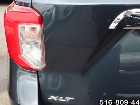 Used 2022 Ford Explorer XLT w/ Equipment Group 202A image 28