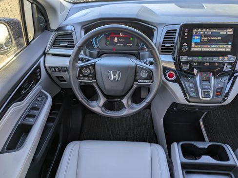Certified 2024 Honda Odyssey Touring image 22
