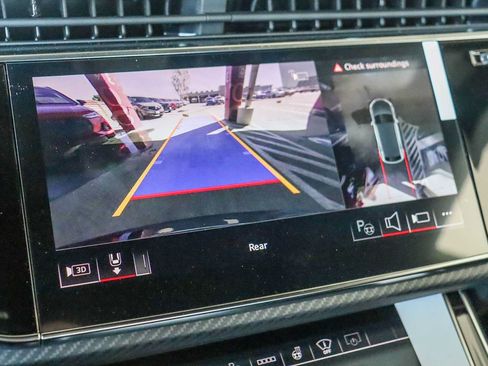 New 2026 Audi SQ8 Prestige AWD/4WD image 25