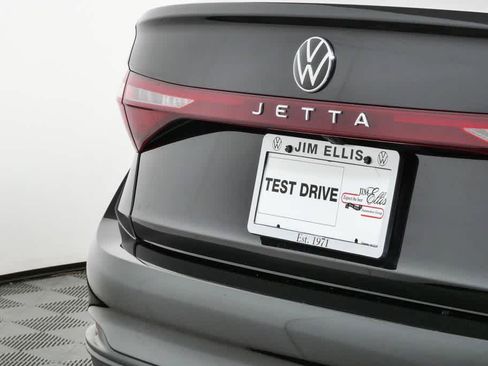 Certified 2026 Volkswagen Jetta S FWD image 32