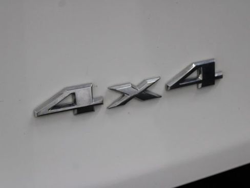 Used 2014 Jeep Cherokee Latitude w/ Cold Weather Group AWD/4WD image 7