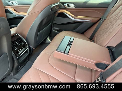 Used 2025 BMW X5 sDrive40i w/ M Sport Package RWD image 16