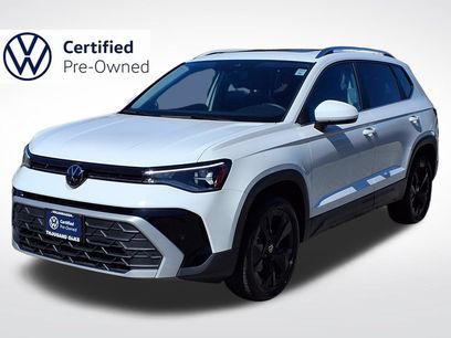 Certified 2026 Volkswagen Taos SE w/ Panoramic Sunroof Package