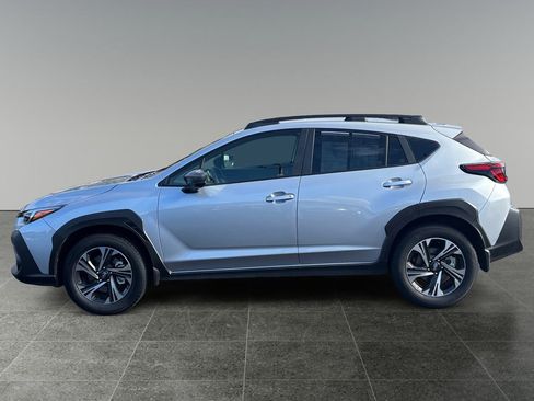 Used 2024 Subaru Crosstrek 2.0i Premium AWD/4WD image 4