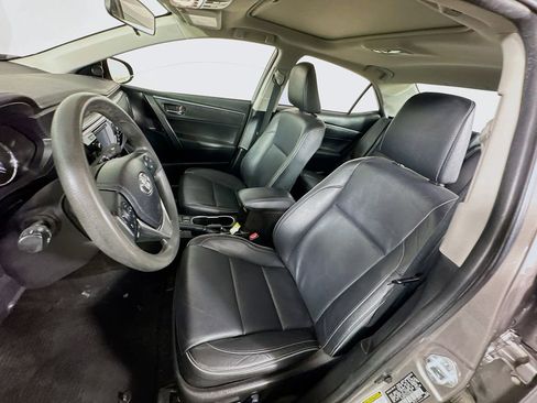 Used 2016 Toyota Corolla LE Premium image 12