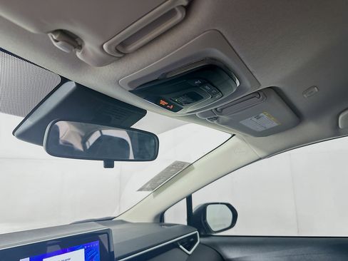 Used 2024 Toyota Corolla LE FWD image 18