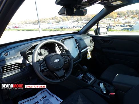 Used 2025 Subaru Forester Premium image 17