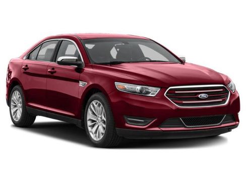 Used 2015 Ford Taurus Limited w/ Equipment Group 301A FWD image 6