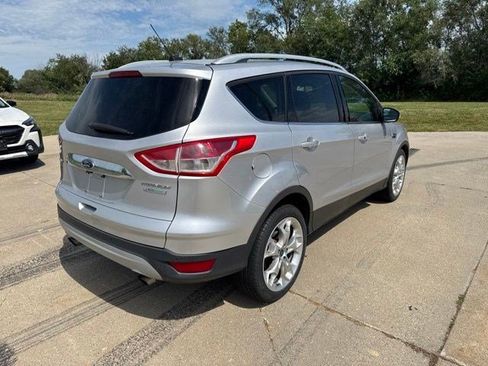 Used 2016 Ford Escape Titanium w/ Equipment Group 301A FWD image 8