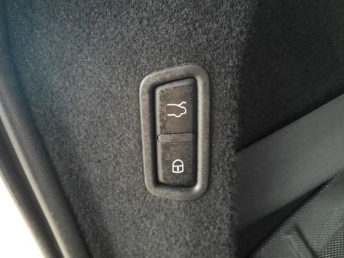 Used 2019 Maserati Levante AWD/4WD image 27