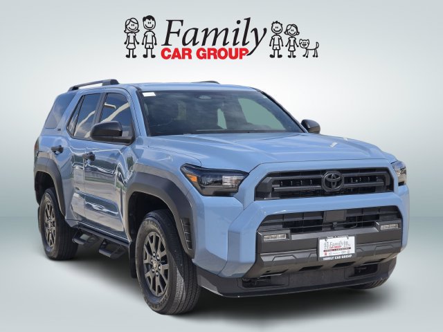 Used 2025 Toyota 4Runner SR5 AWD/4WD image 2