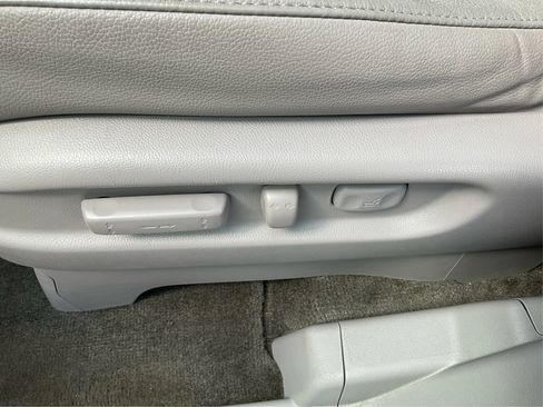 Used 2016 Honda Odyssey Touring image 19